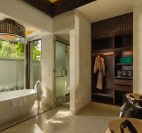 bt-langco-20Pool20-20Bathroom