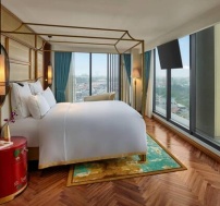 DELUXE-SUITE_1301_03b-min