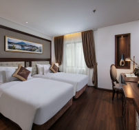 Deluxe view city room